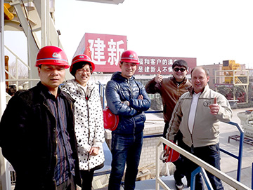 俄罗斯客户考察ky体育(中国)官方网站
公司大型混凝土ky体育(中国)官方网站站设备