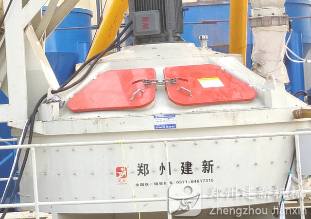 河南原阳ky体育(中国)官方网站站安装完成主机采用ky体育(中国)官方网站
1500立轴混凝土ky体育(中国)官方网站机